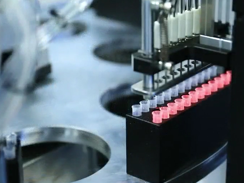 全自动吸头组装机：：：医疗领域的立异之举