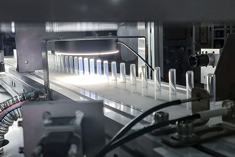 反映杯自动检测机：：精准与高效的医疗检测利器